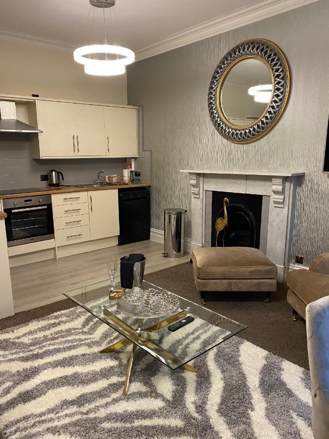 Merewyke Boutique Luxury Family Apartment Sleeps 4 , Central Location Уиндермер Екстериор снимка